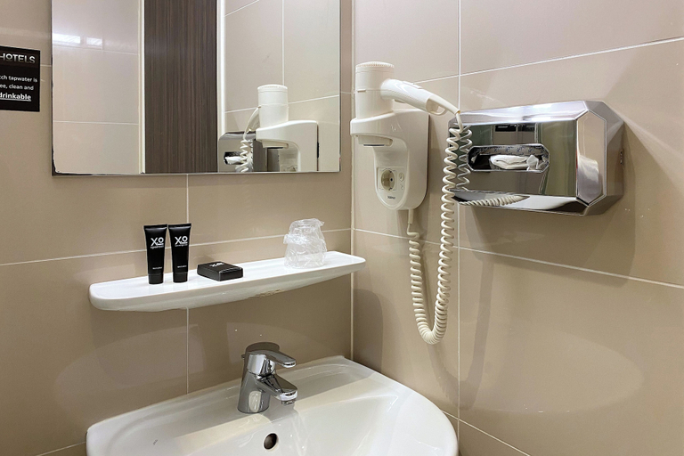 Bathroom 4, Hotel Van Gogh, Amsterdam