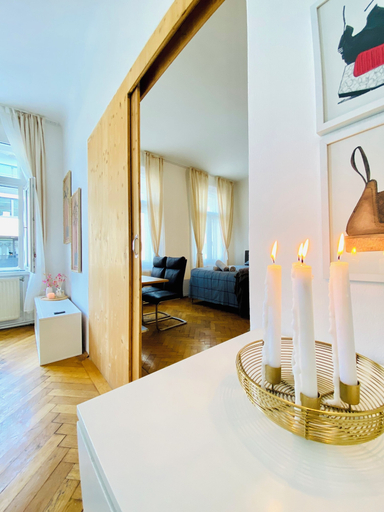 Room 4, Cozy 2BR Apartment Near Westbahnhof, Wien