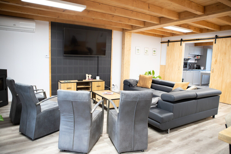 Living room 2, Spacious Holiday Home in Oirschot Near Forest, Hilvarenbeek