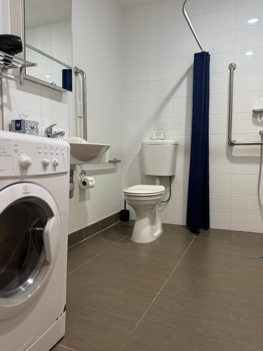Bathroom 4, Quest Henderson Apartment Hotel, Waitakere