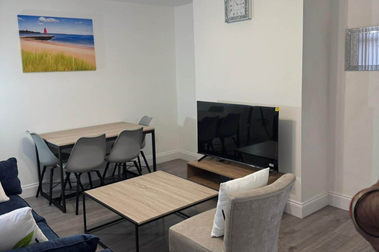 Living area 3, Ground Floor Property - Sleeps 2 - Parking - Garden, South Tyneside