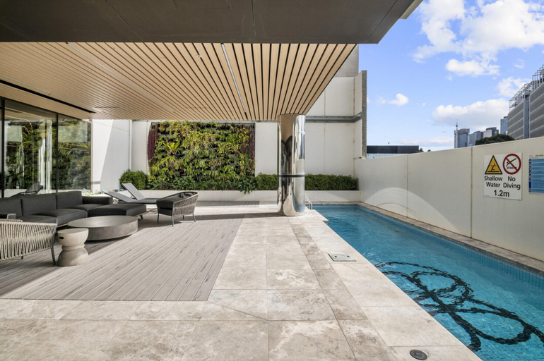 Pool, Chic 1-bed South Melbourne Unit With Pool & Gym, Melbourne