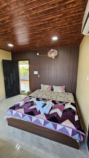 Room 4, Hill View Homestay Murdeshwar, Uttara Kannada