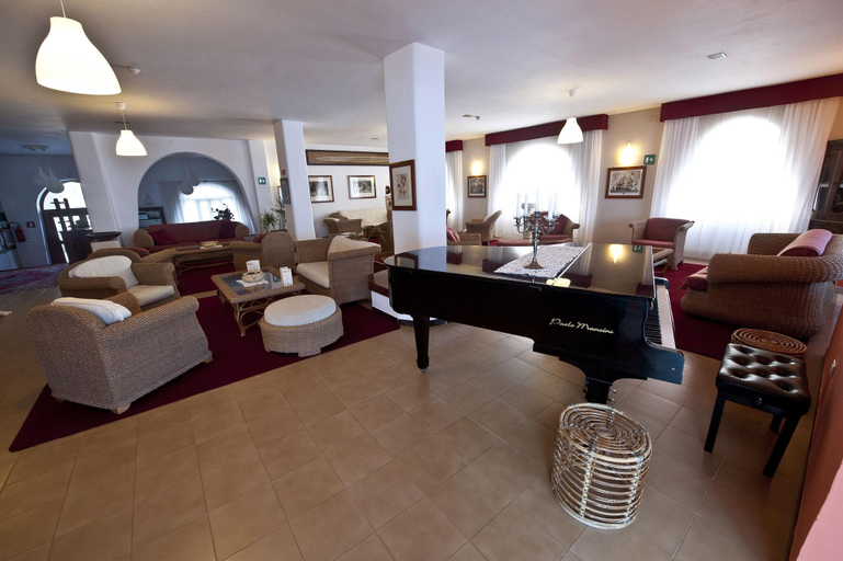 Public Area 4, Hotel Degli Aranci, Foggia