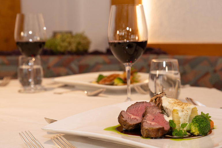 Food & Drinks 3, Hotel Restaurant Alpina, Interlaken