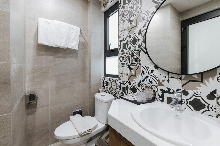 Bathroom 4, Margaery Boutique Apartment, Tây Hồ