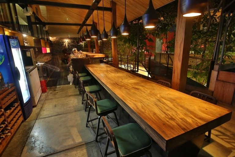 Food & Drinks 4, Stevie G, Bandung