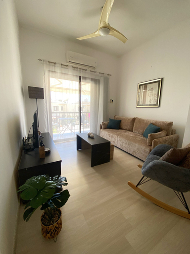 Room 5, STAY Nest in Tala Apartment