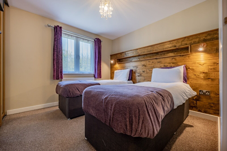 Bedroom, Warren Wood Country Park, East Sussex