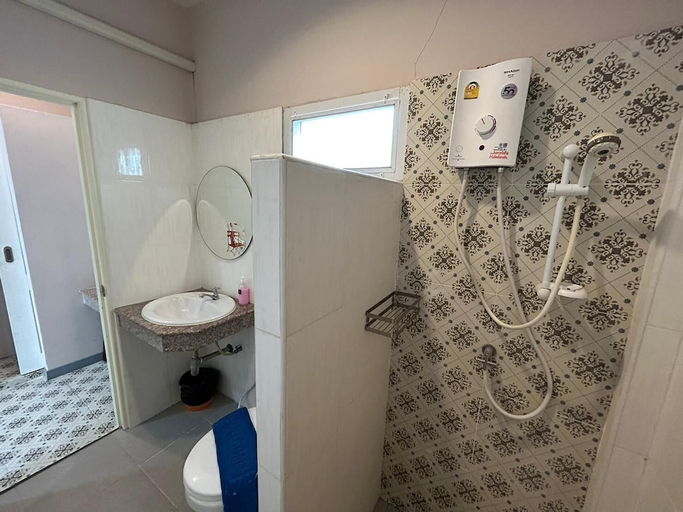 Bathroom 3, Baanloksouylokchay, Hua Hin