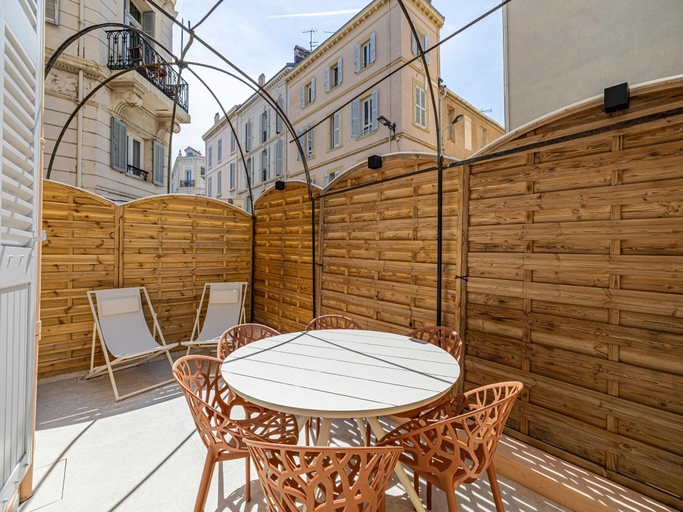 5, Magnificent apartment - AC - 2BR - 4P - Cannes, Alpes-Maritimes
