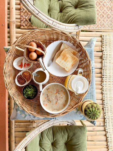 Food & Drinks, Sapan Dee View, Bo Klue