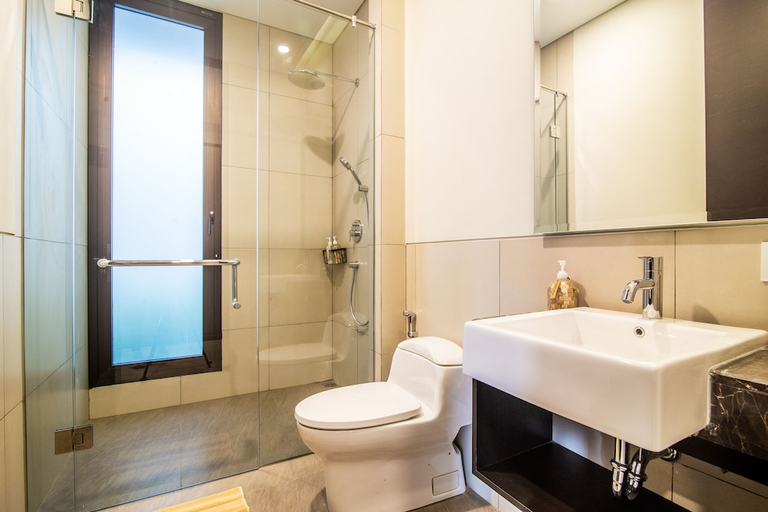 Bathroom 4, Tridi Beach Villa by Nagisa Bali, Tabanan