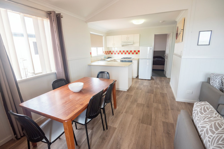 Others 5, Belair Gardens Caravan Park, Geraldton