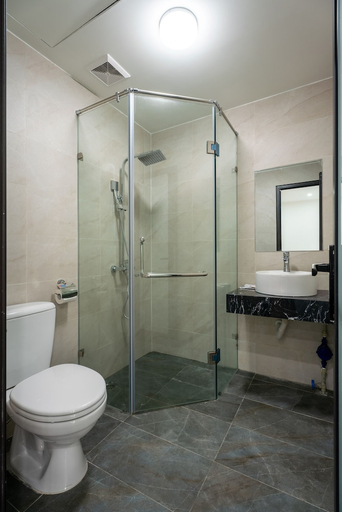 Bathroom 3, Granda Lake View Hotel & Apartment, Cầu Giấy
