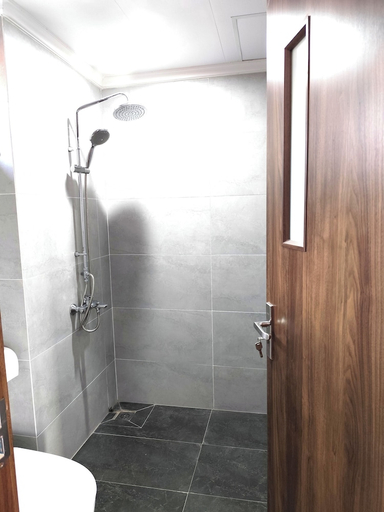 Bathroom 3, Tam Coc Center Boutique Hotel, Hoa Lư