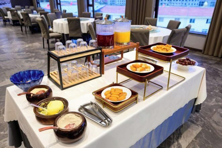 Food & Drinks 5, Coffey Hotel, Ngawa Tibetan and Qiang