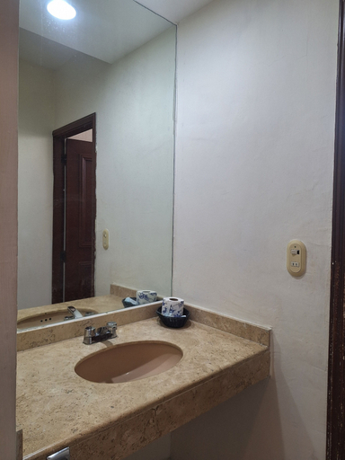Bathroom 5, Ruiz Milan, Veracruz