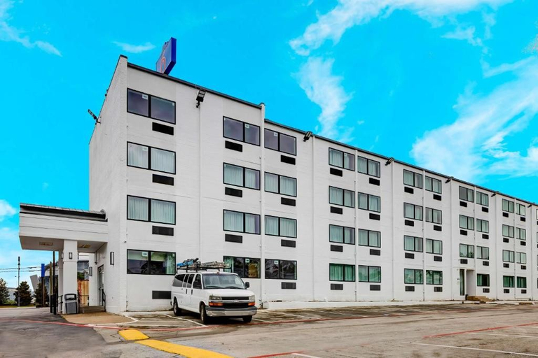 Exterior & Views 2, Motel 6 Arlington, Tx – Entertainment District, Arlington