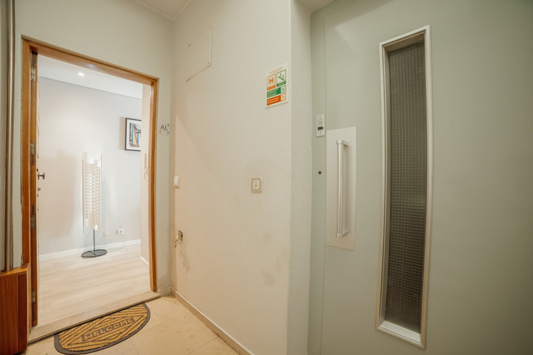 Room 4, Duque Company Apartment by Vacationy, Porto