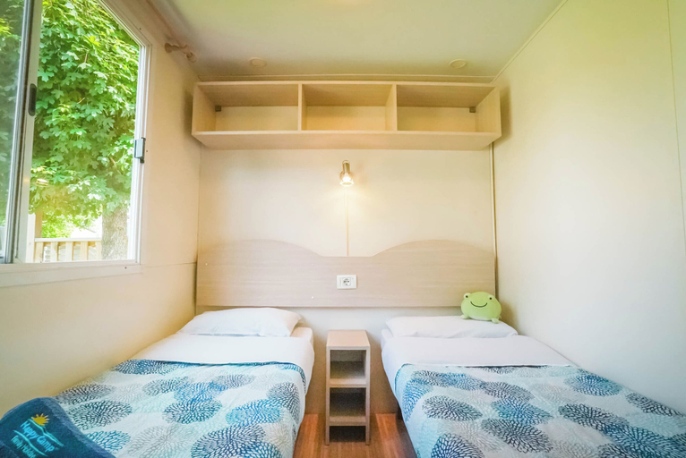 Bedroom 2, Happy Camp in Camping Bella Austria, Murau