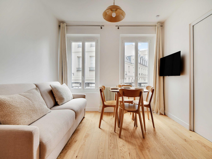 3, Magnificent flat near Bourse, Paris