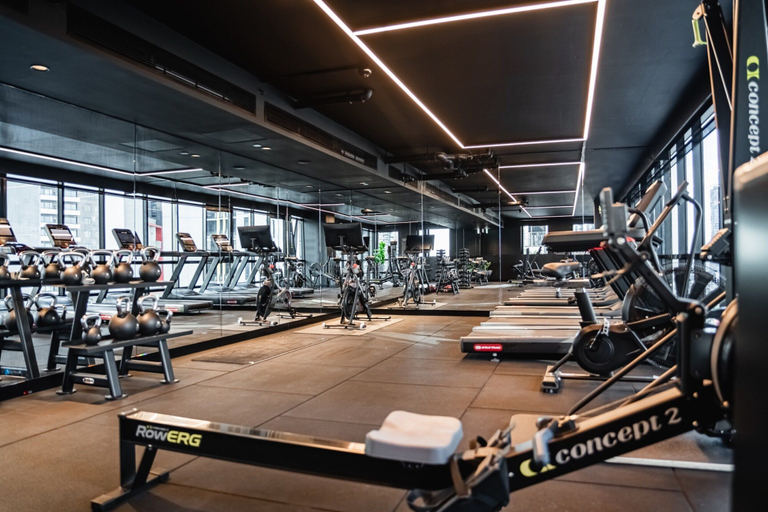Spa treatment, Stylish Southbank 1-bedroom With Pool and Gym, Melbourne