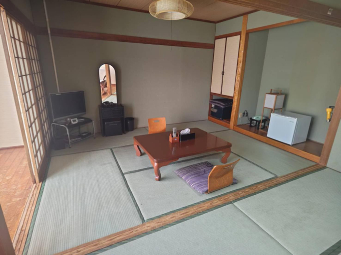 Others 5, Hotel Nakayama-so, Miyakonojō