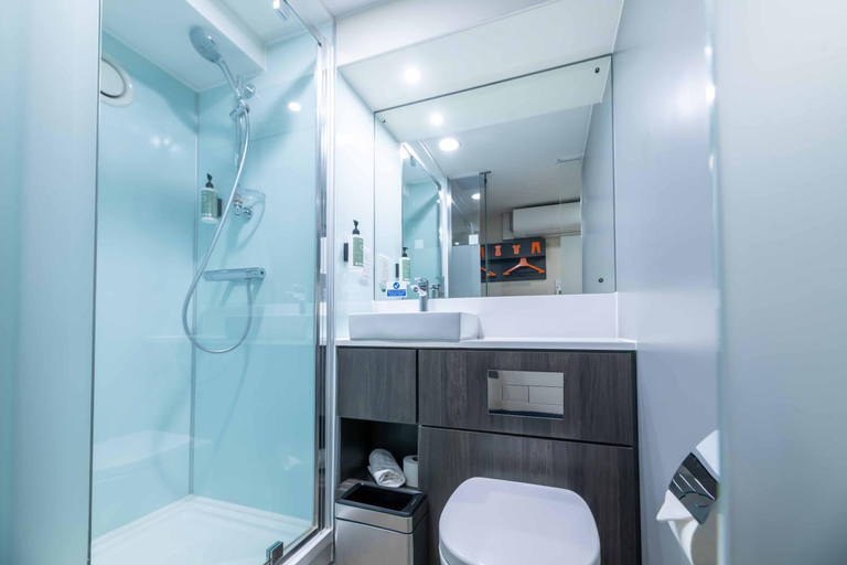 Bathroom 4, easyHotel Leeds, Leeds