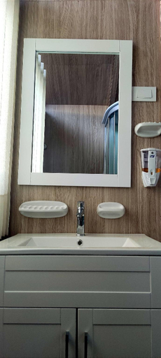 Bathroom 2, Titicaca Atrion, Lago Titicaca