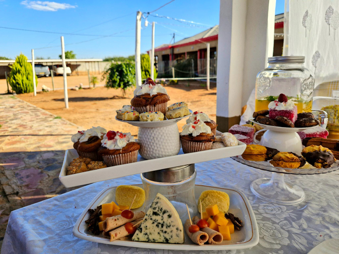 Food & Drinks 4, Lormasol Mews Guesthouse, Serowe