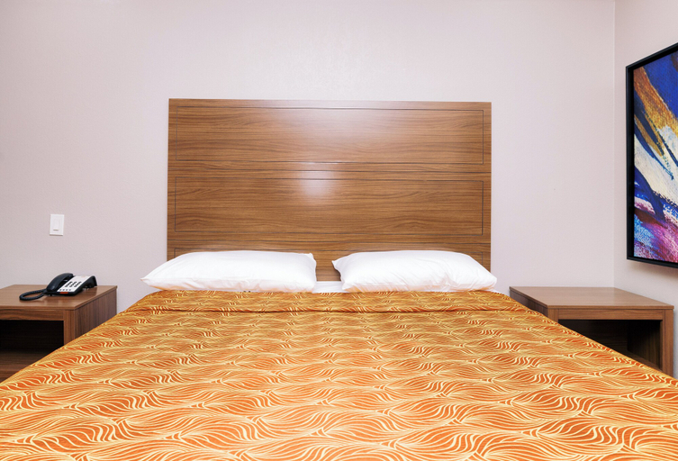 Bedroom 2, Palace Inn I10East & John Ralston, Houston