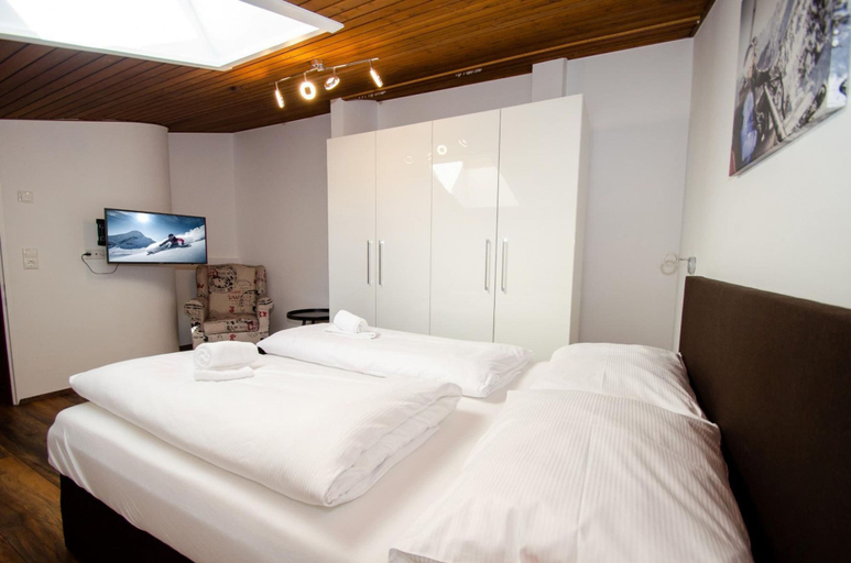 Room 5, Penthouse Eightyone Kaprun Incl Summer Card, Zell am See