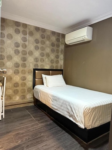 Bedroom 2, The Quay Hotel Bugis, Singapore