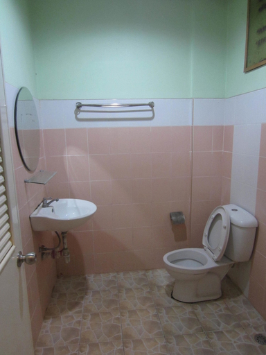 Bathroom 3, Pialo Resort, Na Klang