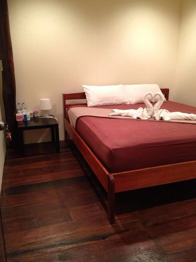 Bedroom 2, Shine Talay Guesthouse, Ko Lanta