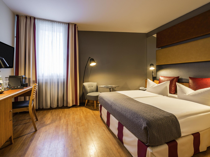 Bedroom 3, Mercure Hotel Berlin Zentrum, Berlin