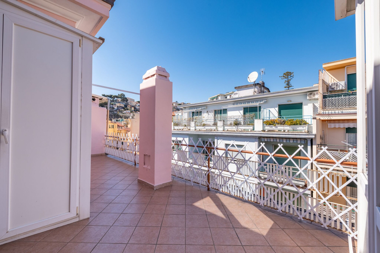 Terrace/patio 2, Sea View Central Apartment by Wonderful Italy, Imperia