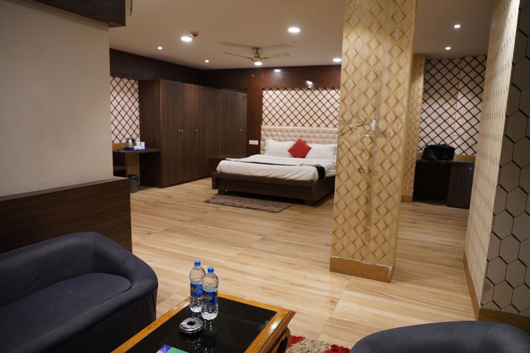 Bedroom 4, Royal Chetan Inn, Cuttack