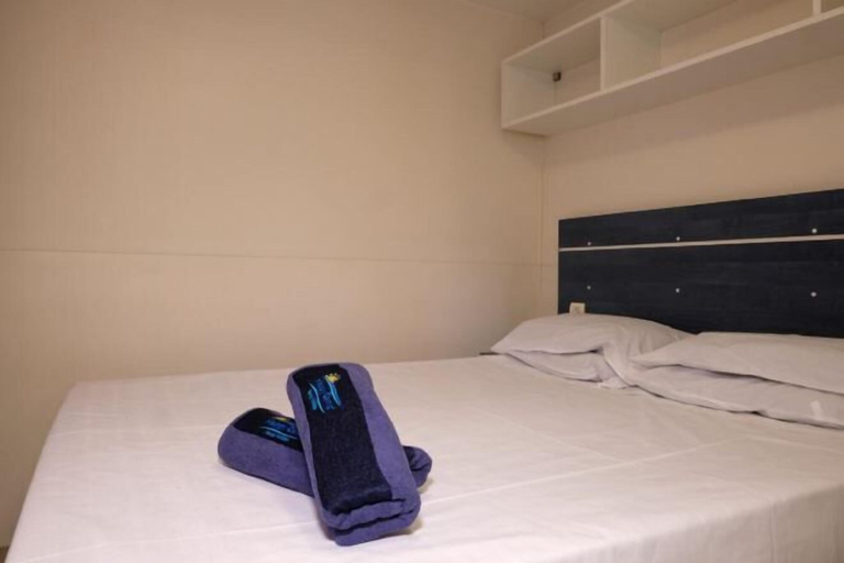 Bedroom 3, hu Park Albatros Village, Livorno