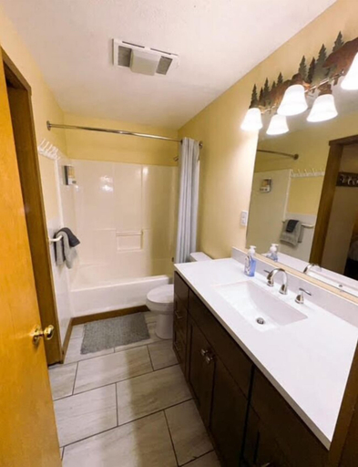 Bathroom 3, Cozy Creek Cottages, Haywood