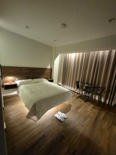 Room 2, HOTEL ZANIAH, Huancayo
