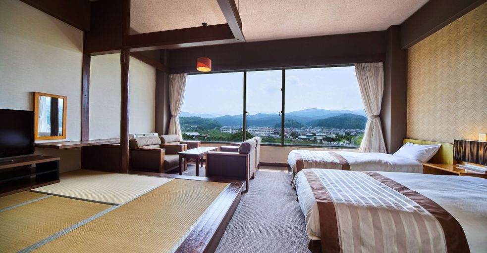 Bedroom 4, Misasa Royal Hotel, Kurayoshi
