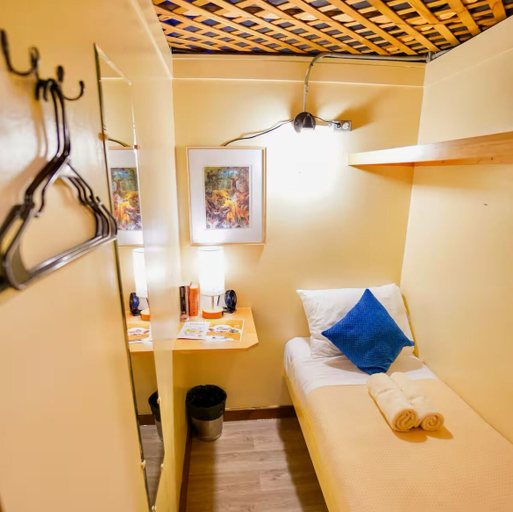 Bedroom 4, Interfaith Retreats, New York