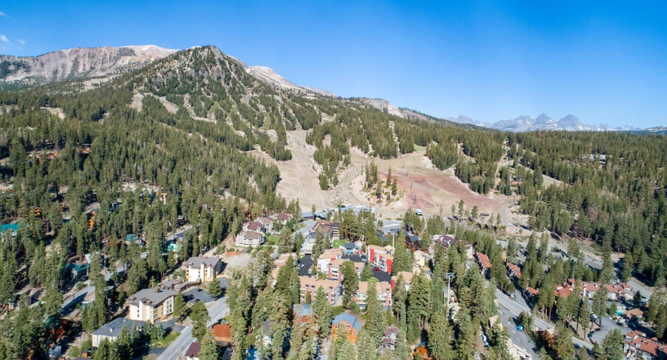 Aerial view, Cozy 4-Bedroom Home with Pool and Mountain View!, Mono