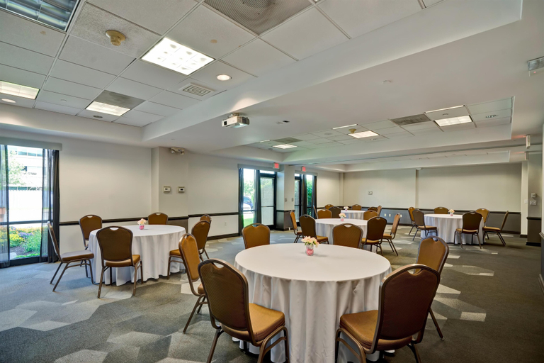 Food & Drinks 5, Hyatt Place Baltimore/BWI Airport, Anne Arundel