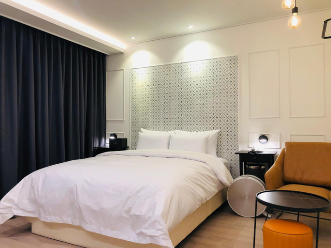 Bedroom 4, Cheonan Arden Hotel, Cheonan