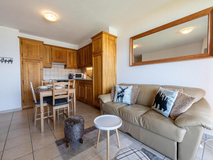 2, Nice apartment with valley view, Sion