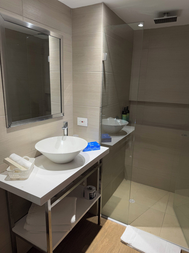 Bathroom 5, Wyndham Garden Cartagena, Cartagena de Indias