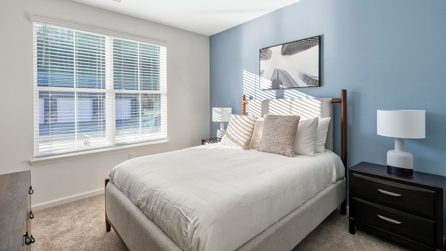 Room 4, Landing Apartments Birmingham - Sand Ridge, Jefferson